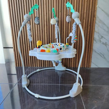BABY BOUNCING CHAIR AND JUMPER WITH MUSIC
